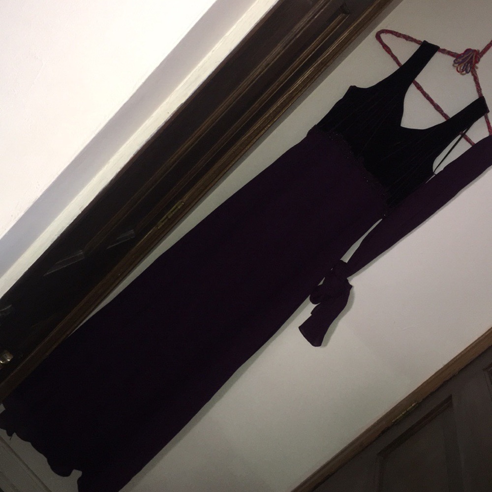 Gorgeous Plum gown with long scarf PROM homecoming - Picture 2 of 6